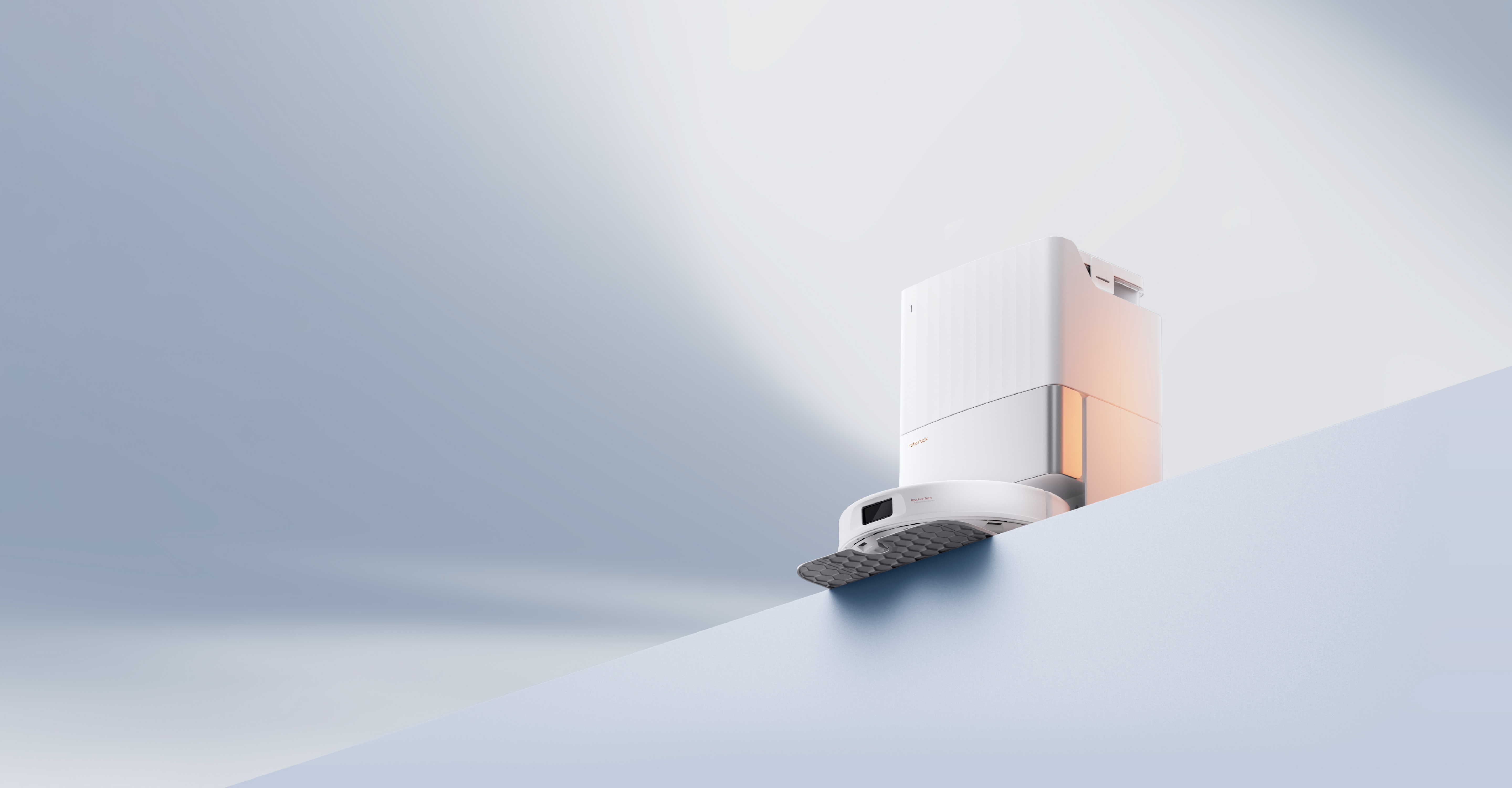 שואב אבק רובוטי Qrevo 5AE מבית Roborock עוצמה חיונית, נוחות אולטימטיבית