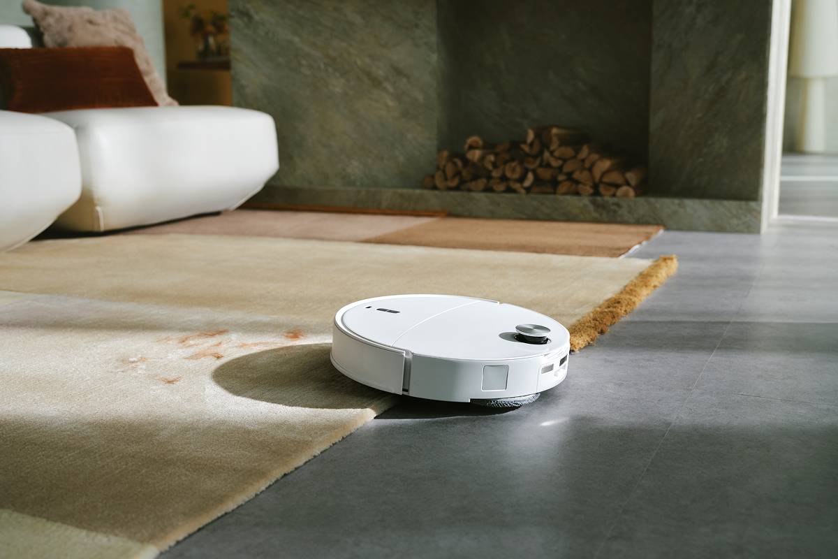 Do You Still Need a Corded Vacuum in 2026? Most Homes Are Saying No